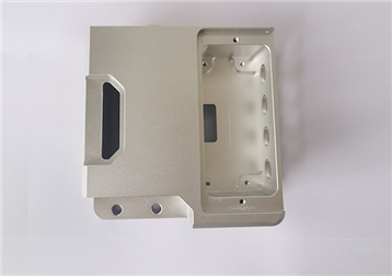 五軸CNC加工和壓鑄的區(qū)別？